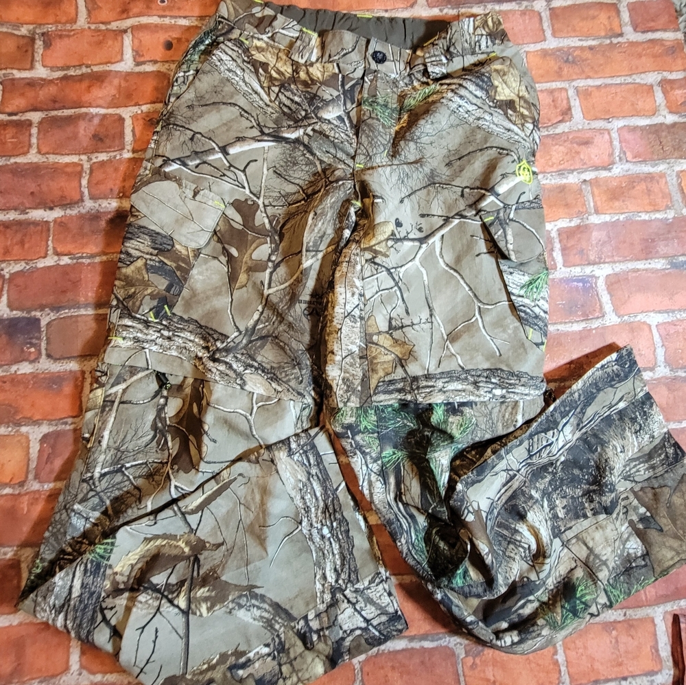 GAME WINNER Camo Hunting Pants Convertible Zip Off Shorts  Boys  Large 12 14
